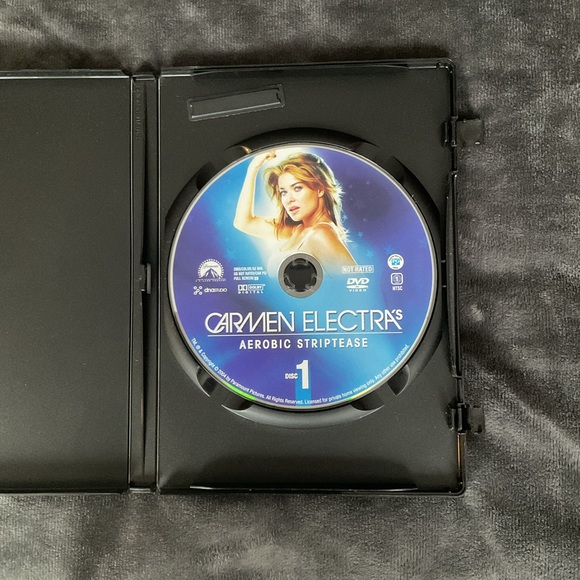 Bundle of 3 Carmen Electra Fitness DVDs - Picture 4 of 10